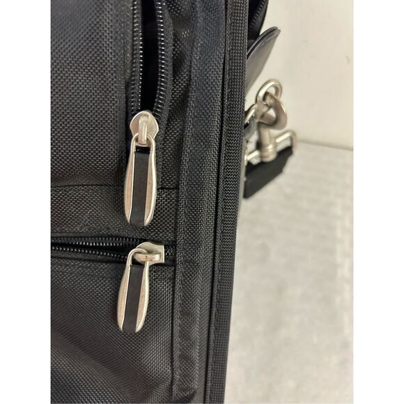 Gateway black laptop bag 16"x14" - Picture 5 of 10